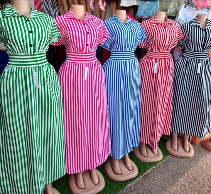 Gauni ndefu sanaa / Respectively Women Dress